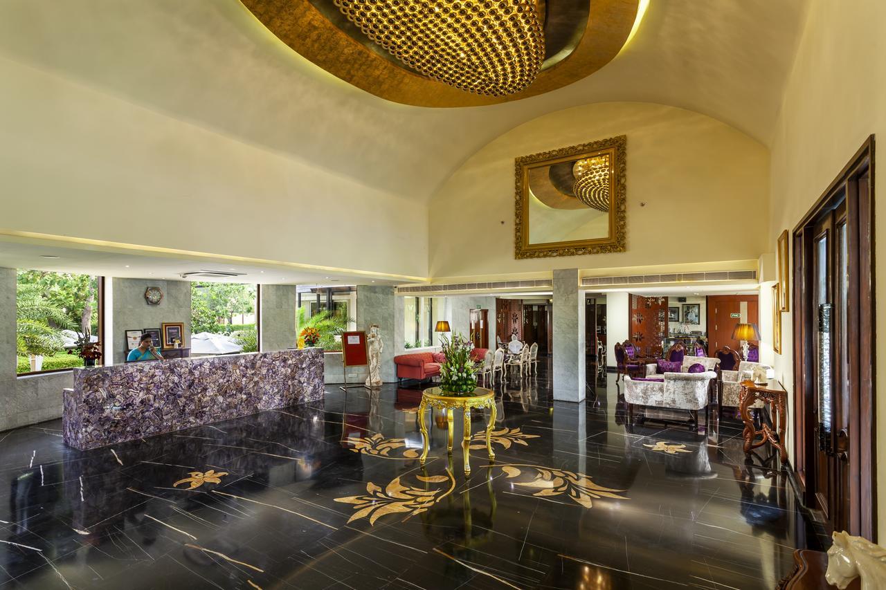 Atrio By Devam Hotel Gurgaon Exterior photo